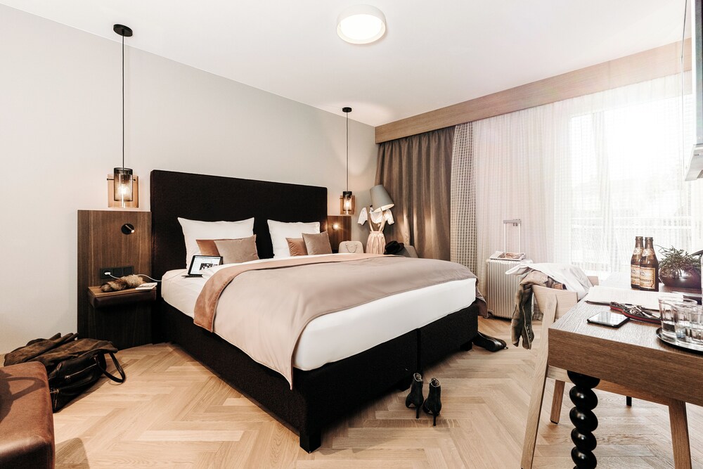 Deluxe Room, Courtyard View photo 1