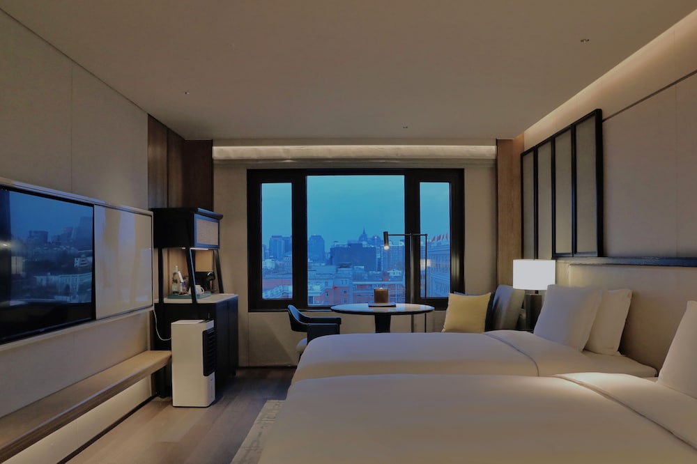 Empark City View Twin Room photo 3