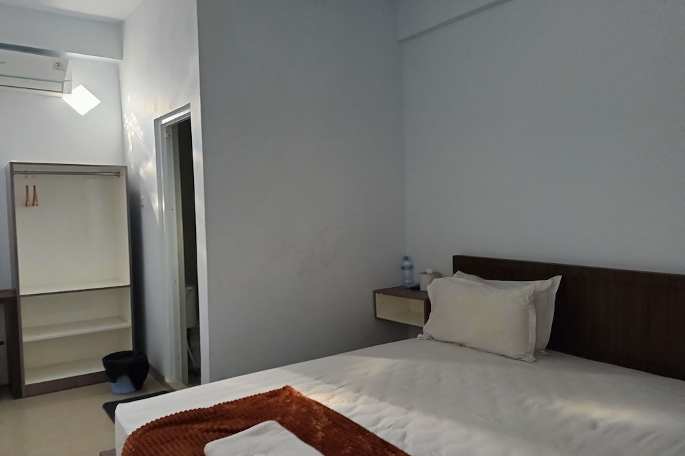 Economy Double Room photo 2