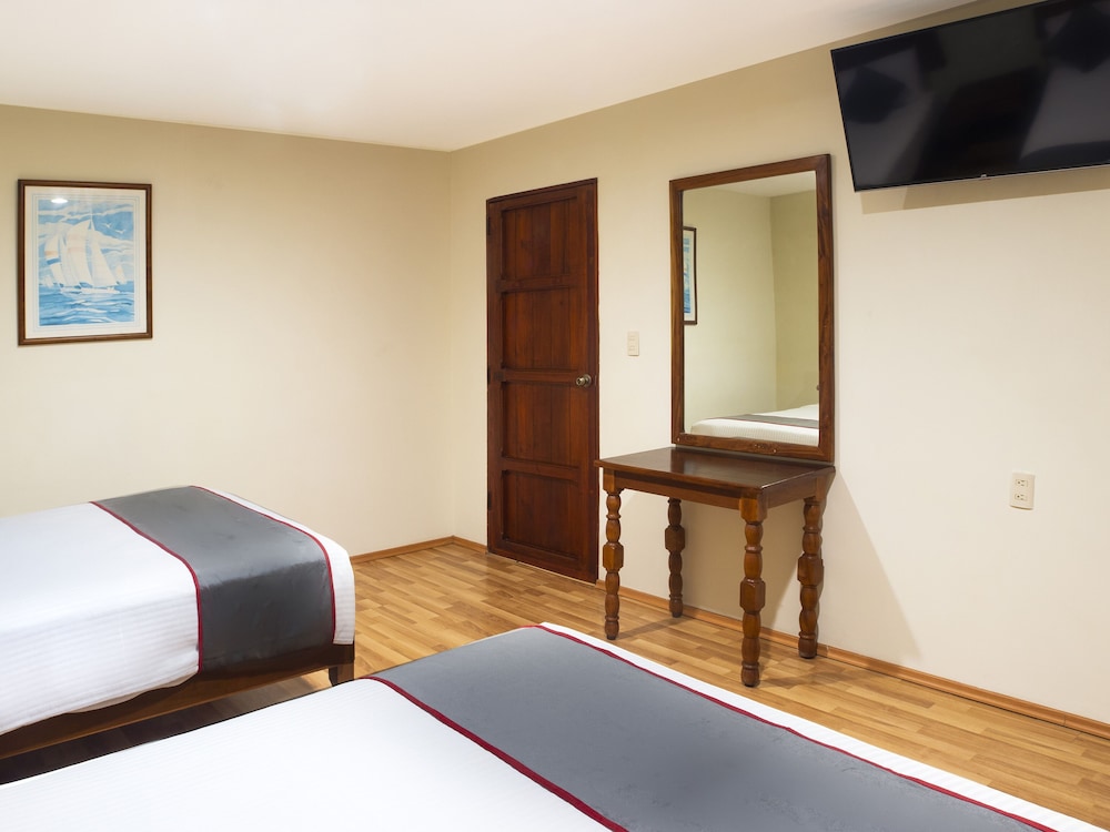 Standard Room photo 2