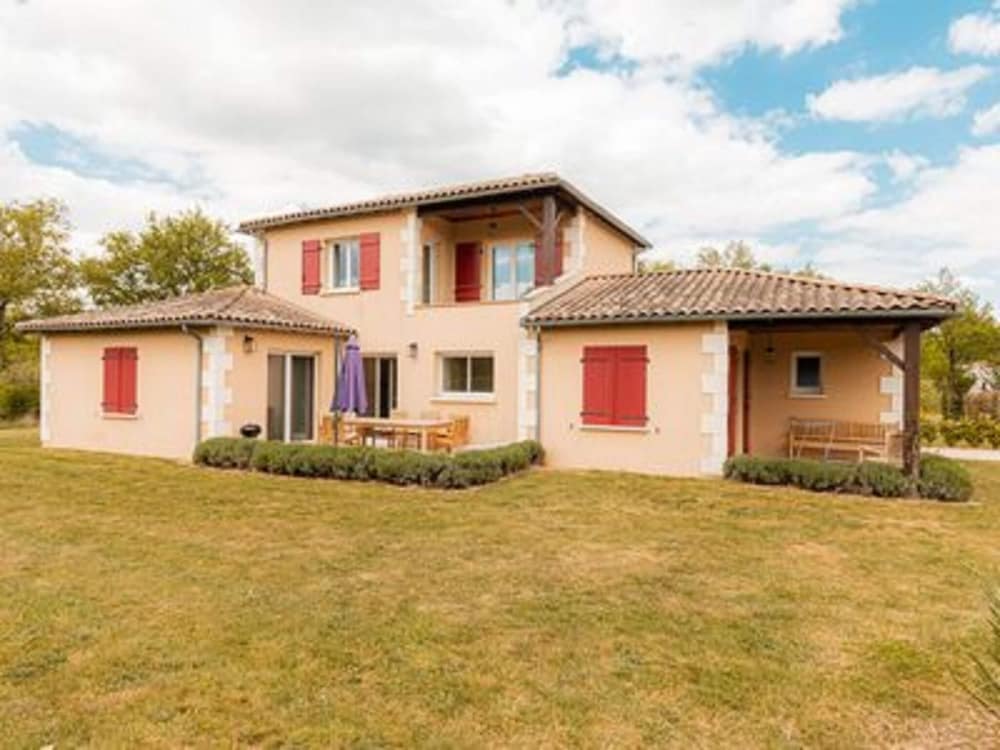 Comfort Villa, 3 Bedrooms photo 3