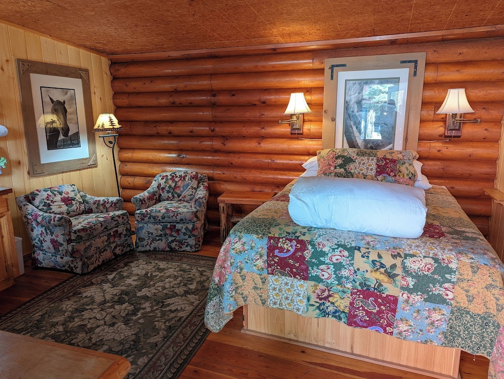 Deluxe Double Room, Garden View photo 2