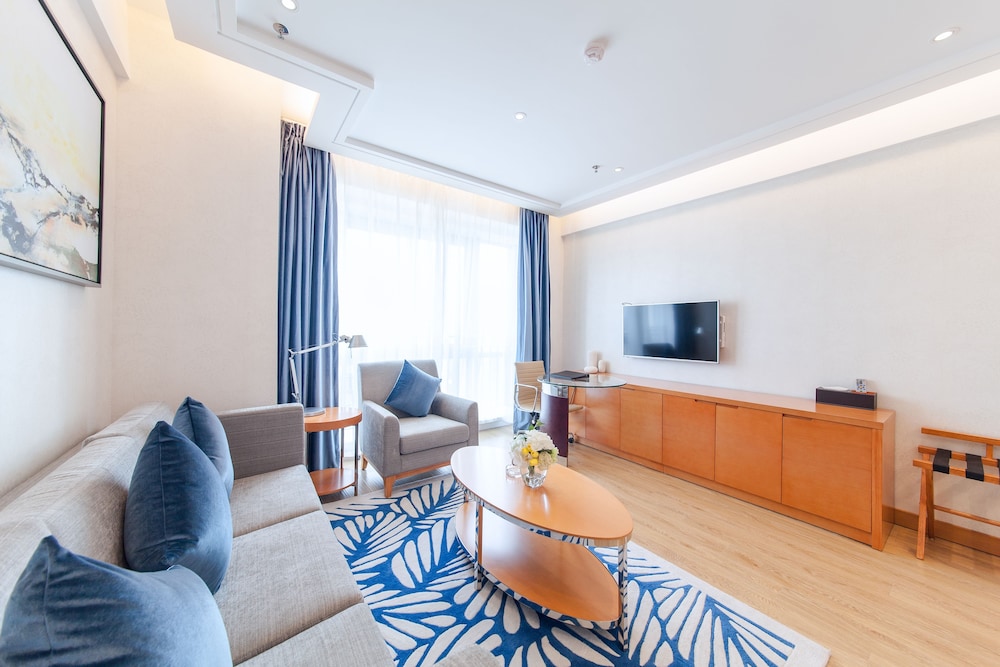 Premier Business Suite photo 1