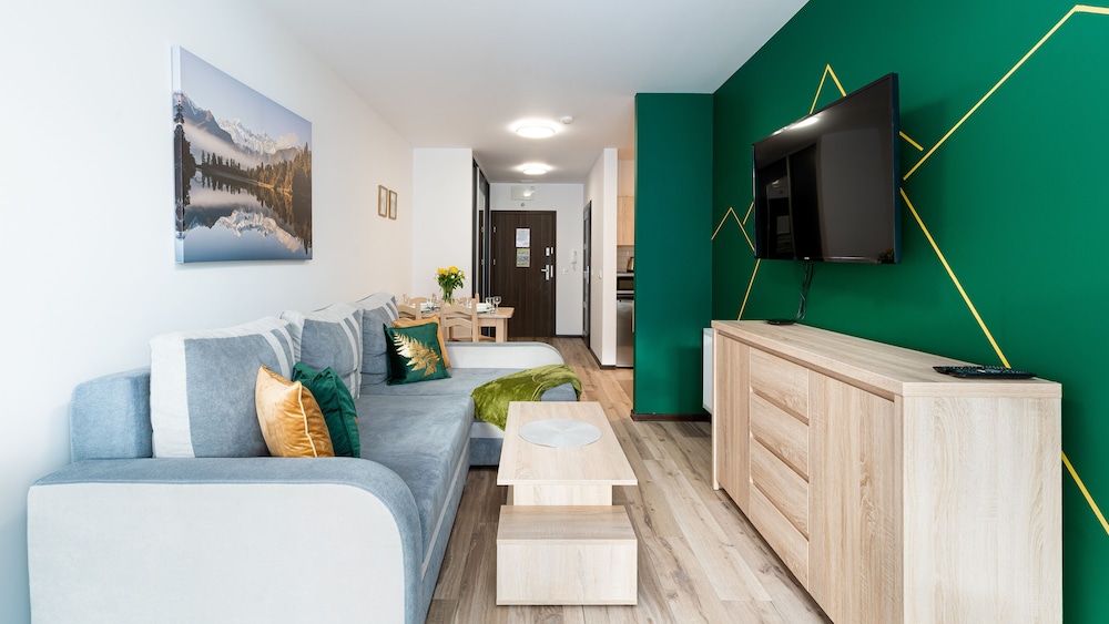 Apartment (3)