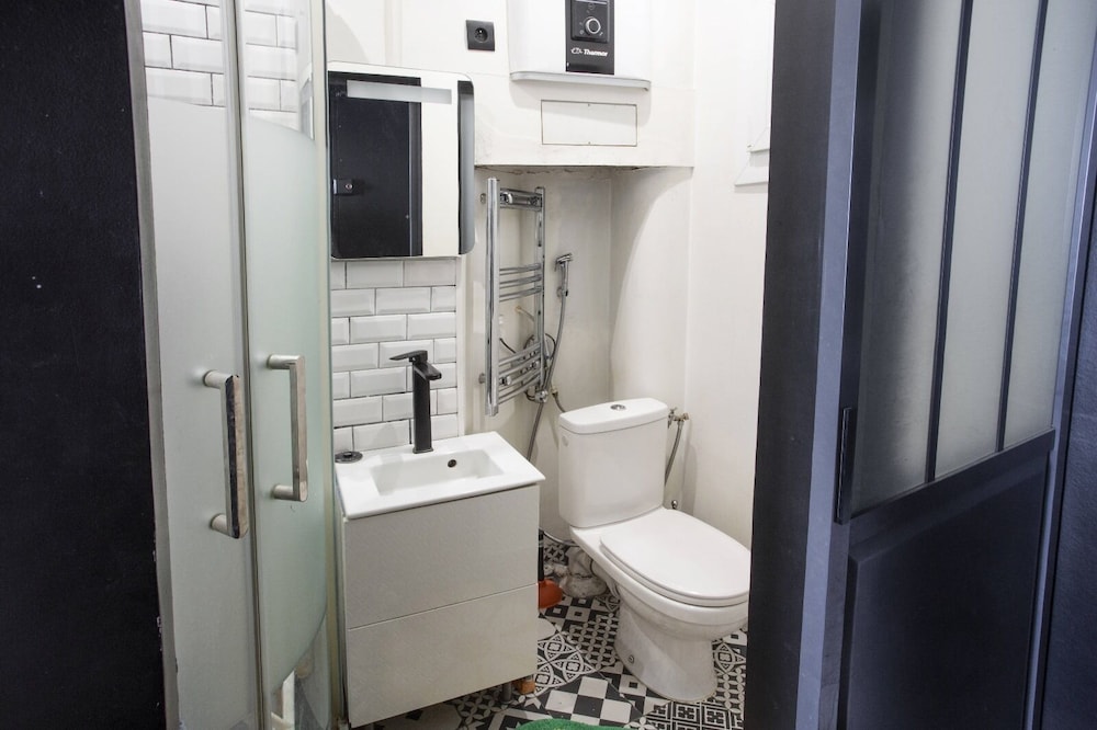 Deluxe Apartment photo 2
