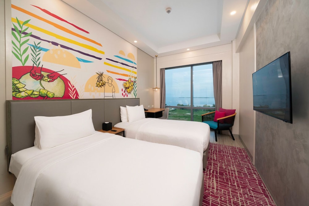 Twin Beds Near Mactan Newtown Beach Cebu