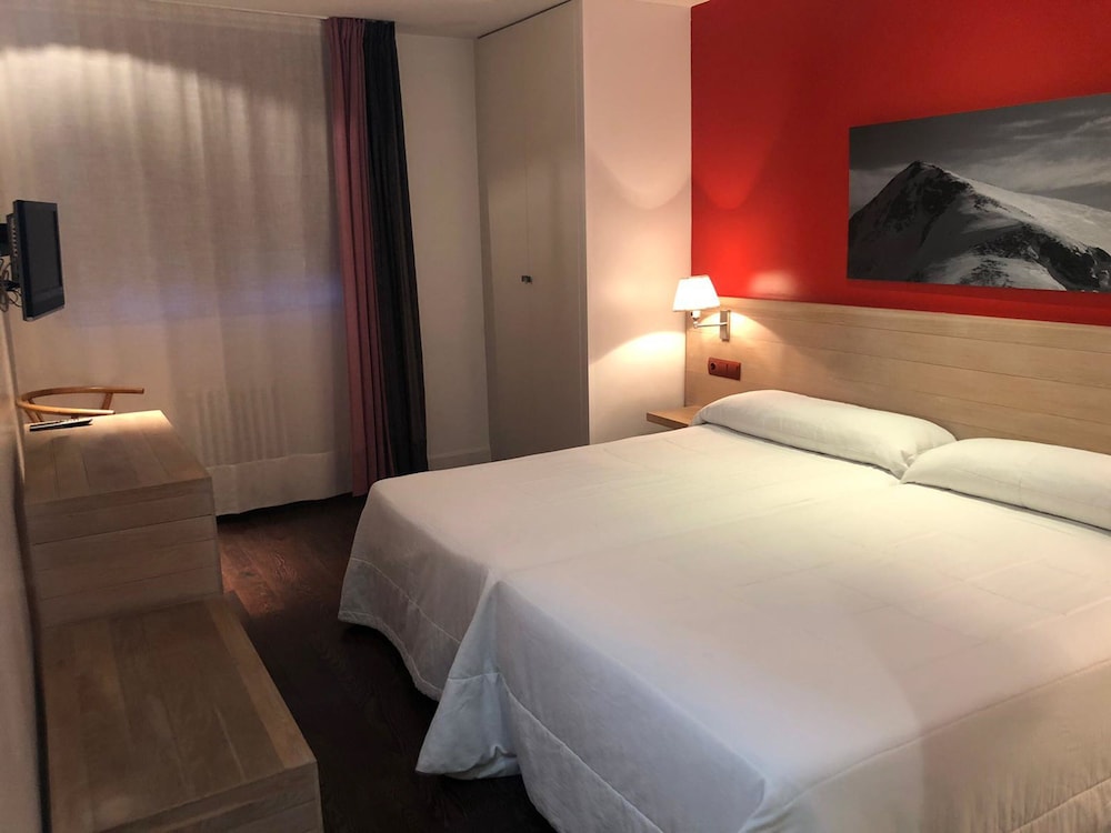 Double Room, 2 Twin Beds photo 2