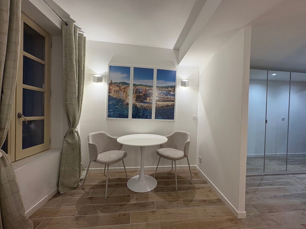 Apartment photo 3