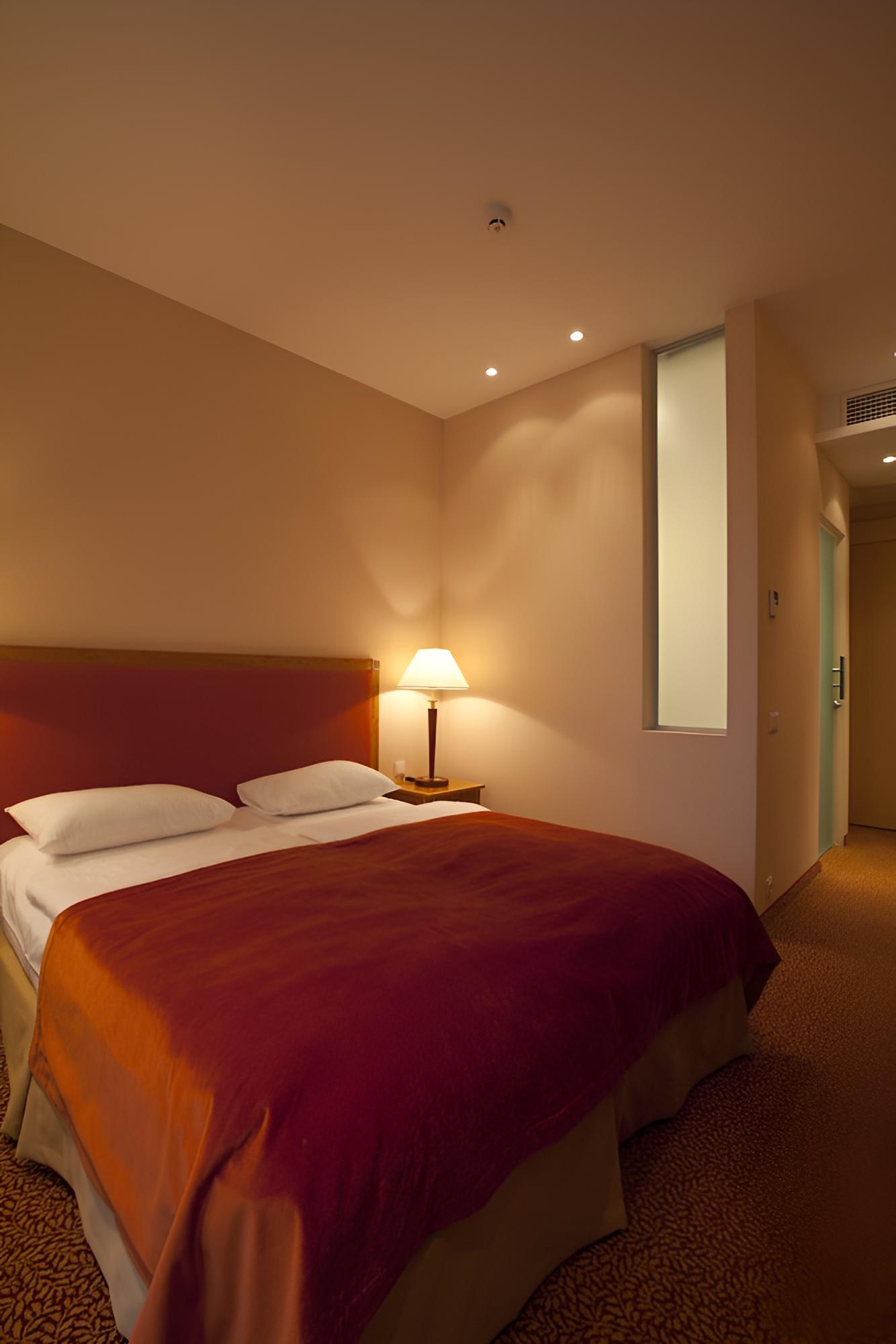 Standard Double Room - Photo 1