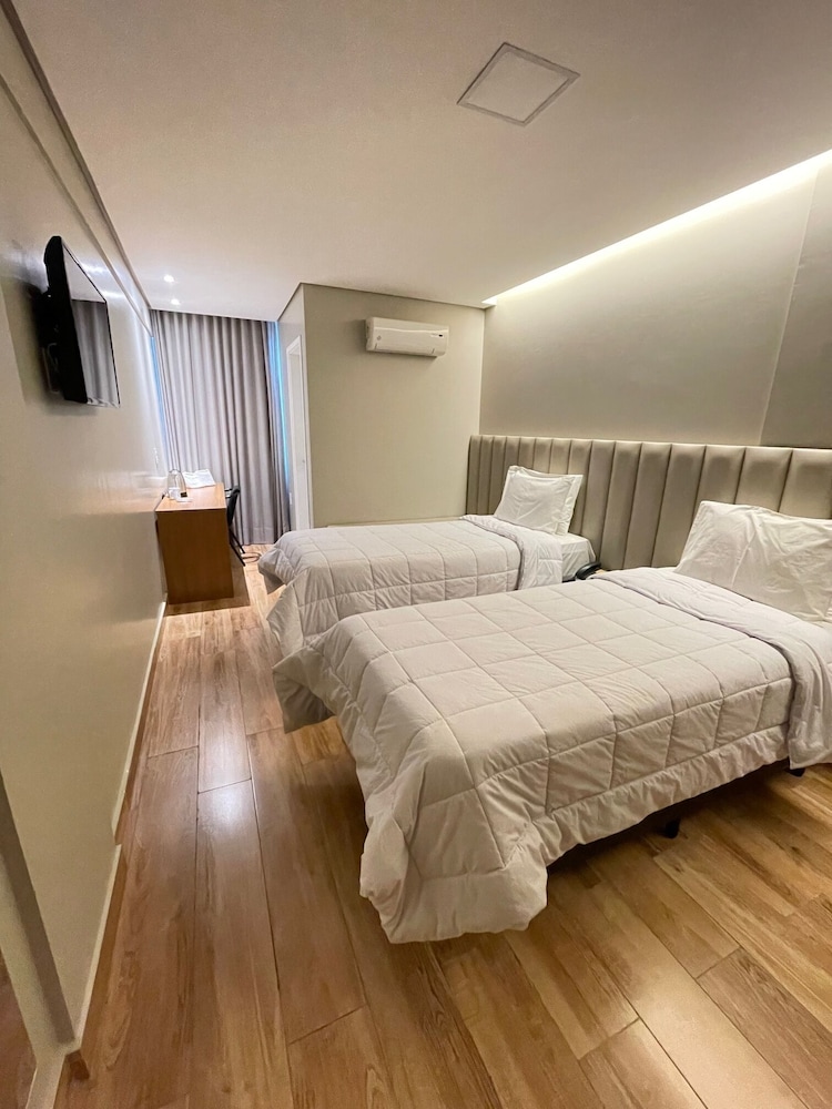 Luxury Twin Room, 2 Twin Beds photo 2
