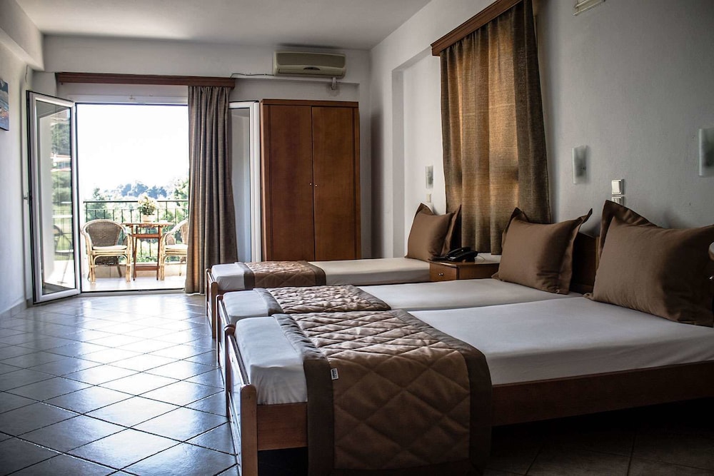 Triple Room photo 1