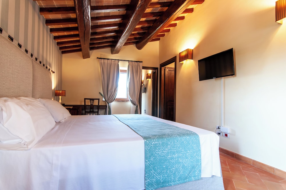 Deluxe Room, City View