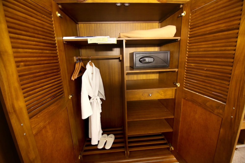 Executive Suite photo 3