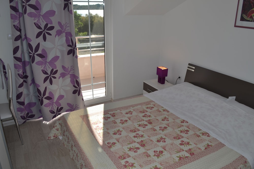 Apartment, 2 Bedrooms, Balcony, Sea View
