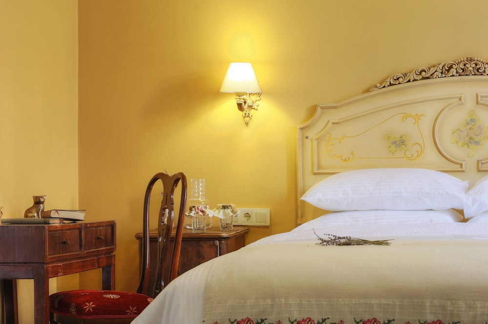 Deluxe Double Room, City View photo 1