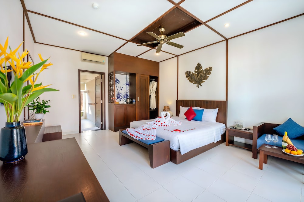 Deluxe Double or Twin Room, Garden View