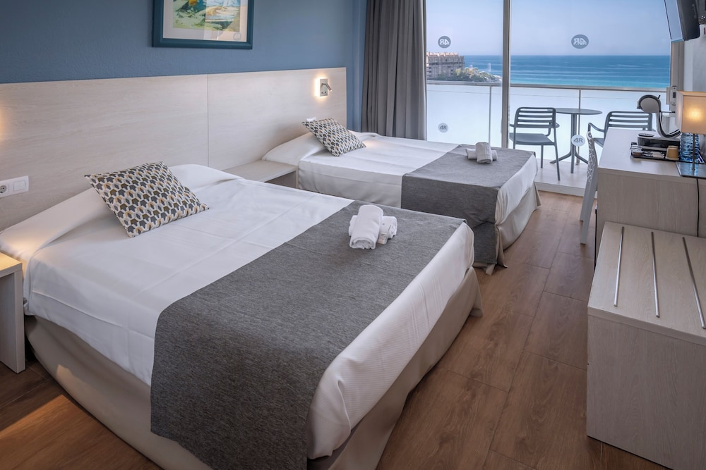 Double Room, Balcony, Sea View (2 adults) - Photo 1