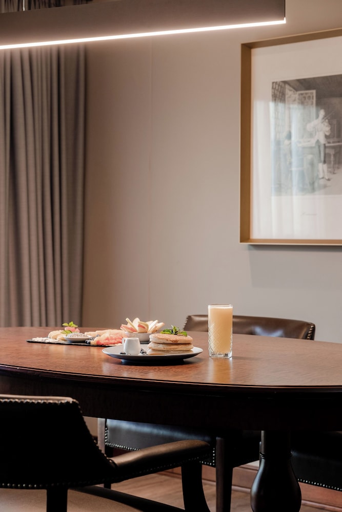 Presidential Suite photo 3