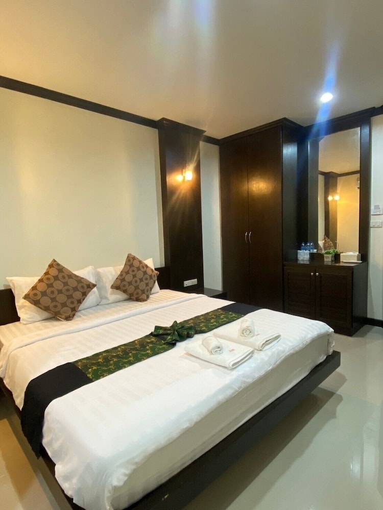 Romantic Suite photo 2