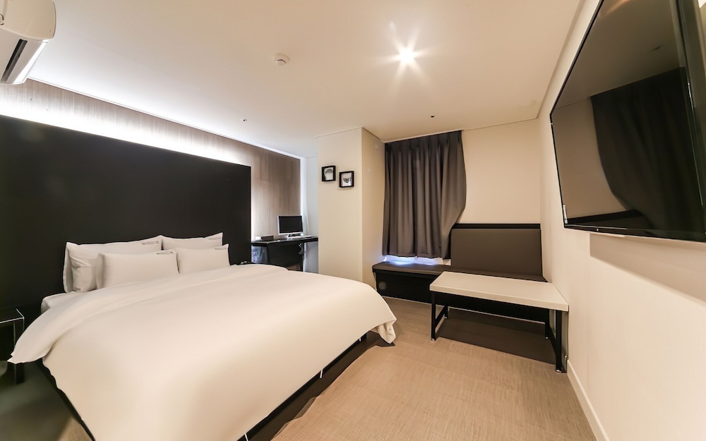 Superior Double Room - Photo 1