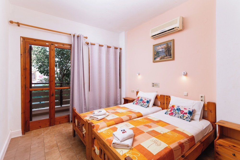 Double or Twin Room, Balcony, Courtyard View