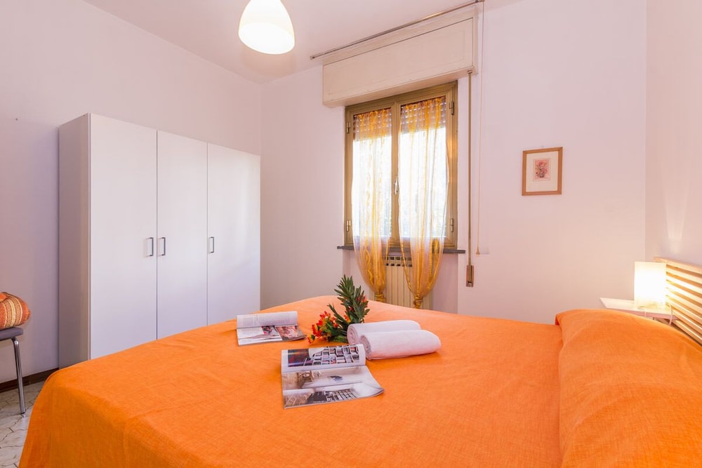 Family Apartment, Multiple Beds, Garden Area (Fiorella 1 500mt from sea) photo 1