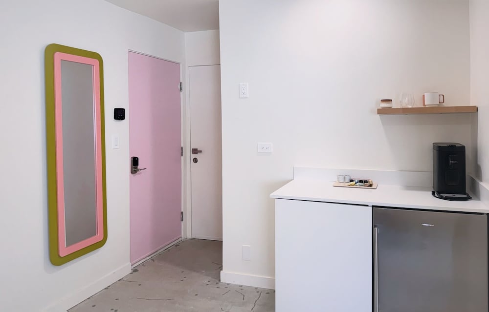 Standard Room, 1 Queen Bed with Sofa bed, Kitchenette photo 3