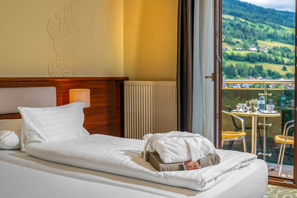 Standard Double or Twin Room photo 3