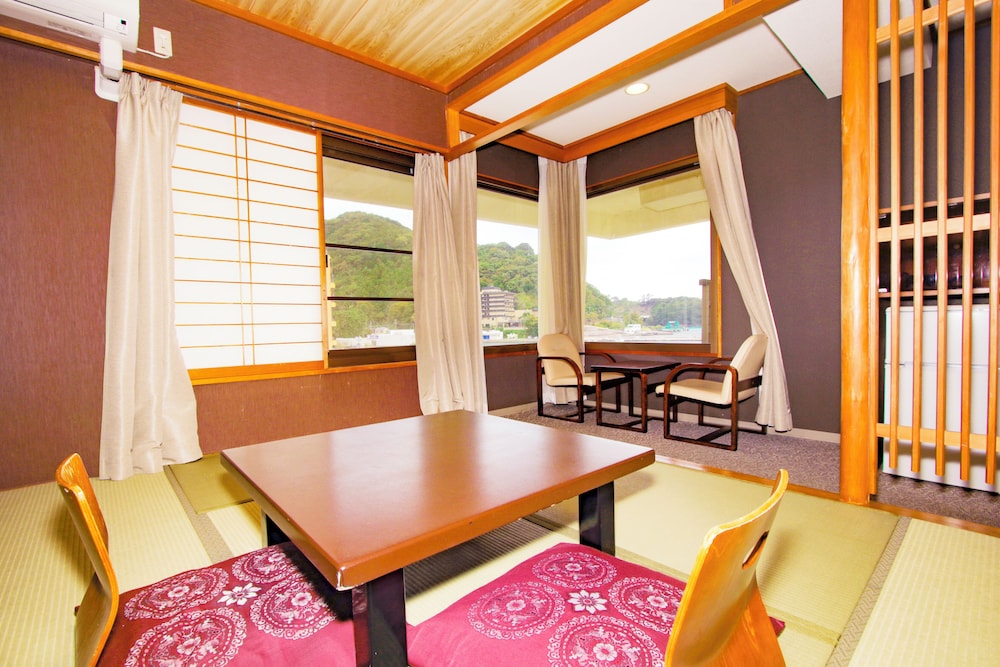 Economy Japanese-Western-Style Twin Room(Mountain Side) - Indoor Bath - Non-Smoking