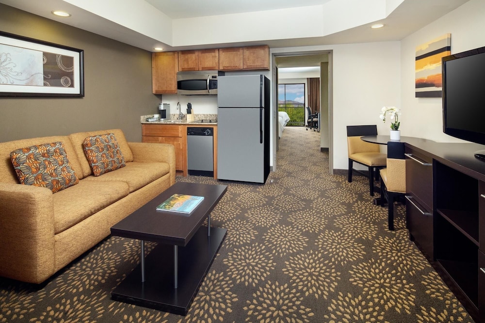 Suite, 1 Bedroom, Accessible Bathtub (Mobility) - Photo 4