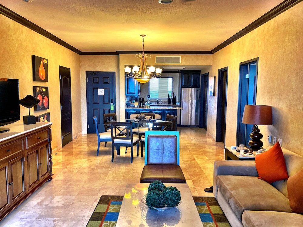 Luxury Suite, 2 Bedrooms, Ocean View