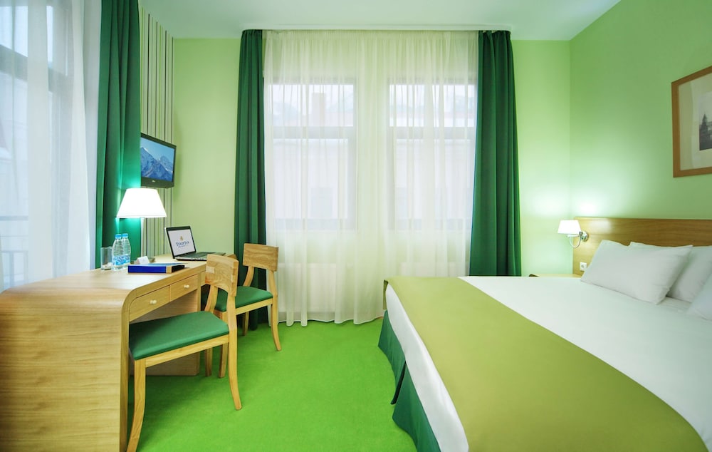 Standard Double or Twin Room photo 2