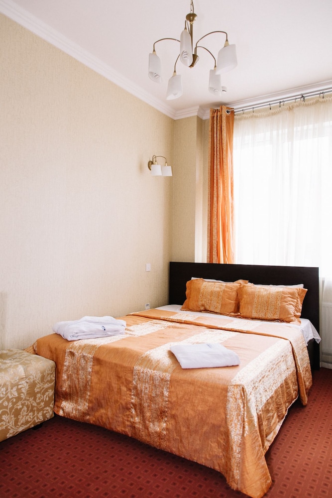 Economy Double Room photo 3