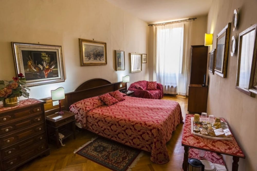 Comfort Double or Twin Room, Ensuite photo 1