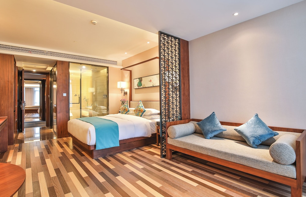 Luxury King Room photo 3