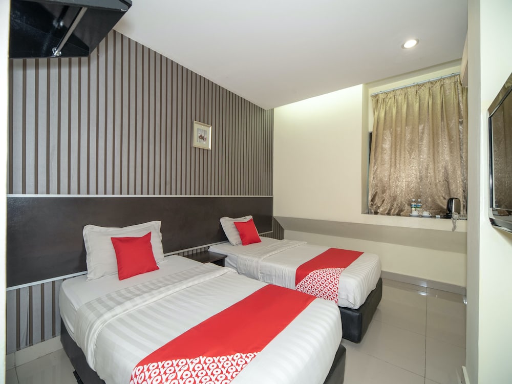 Deluxe Twin Room - Photo 2