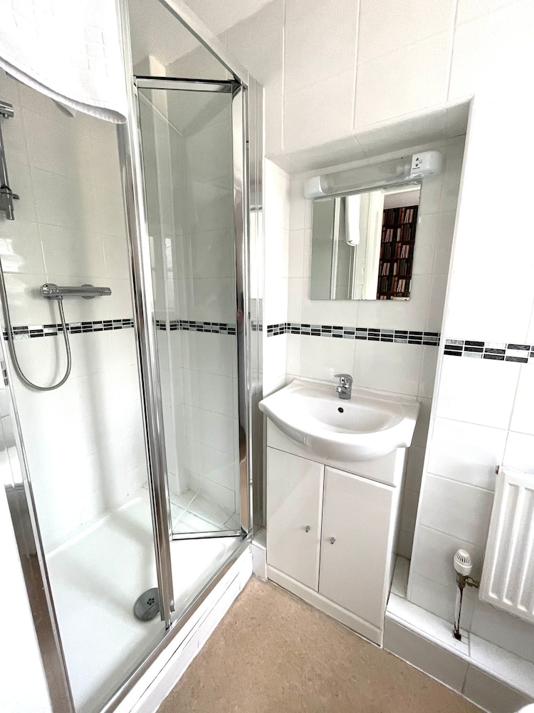 Double Room, Ensuite (Room 04) photo 3