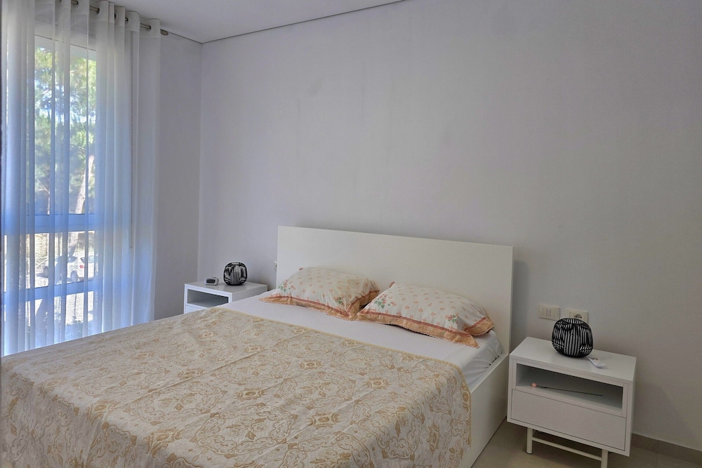 Family Apartment, Multiple Bedrooms (SanPietro Holiday Homes 287)