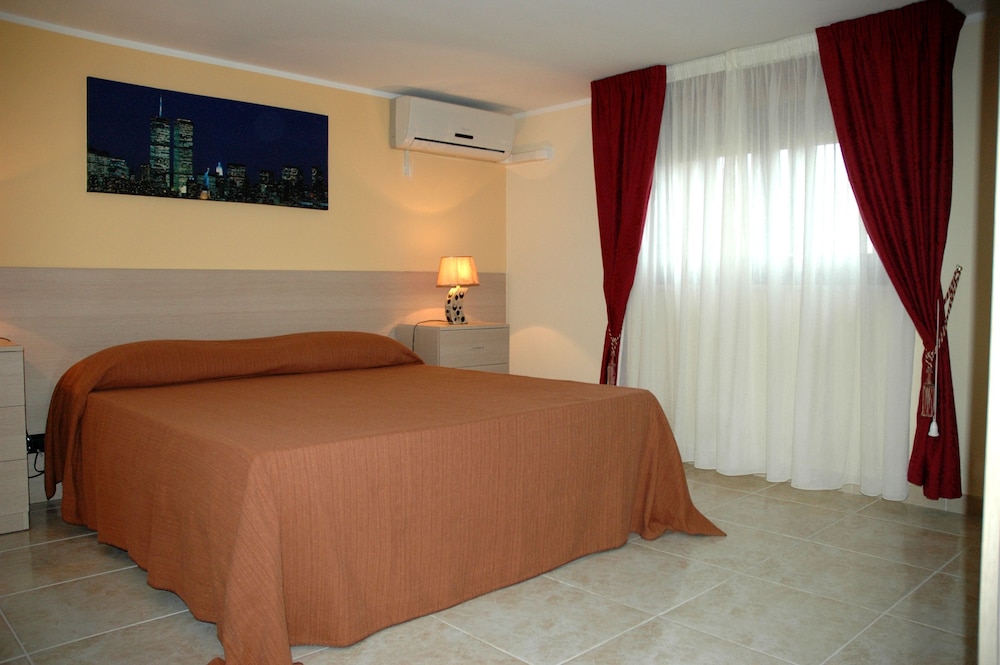 Comfort Double Room, Private Bathroom photo 1