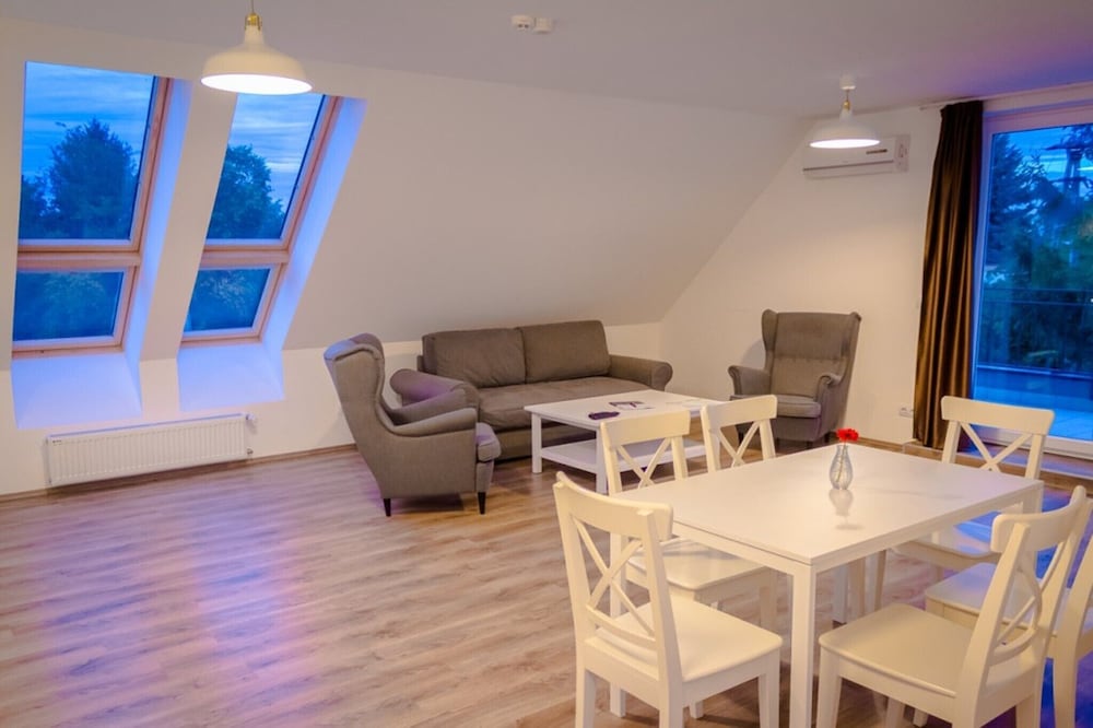 Family Room, 2 Bedrooms
