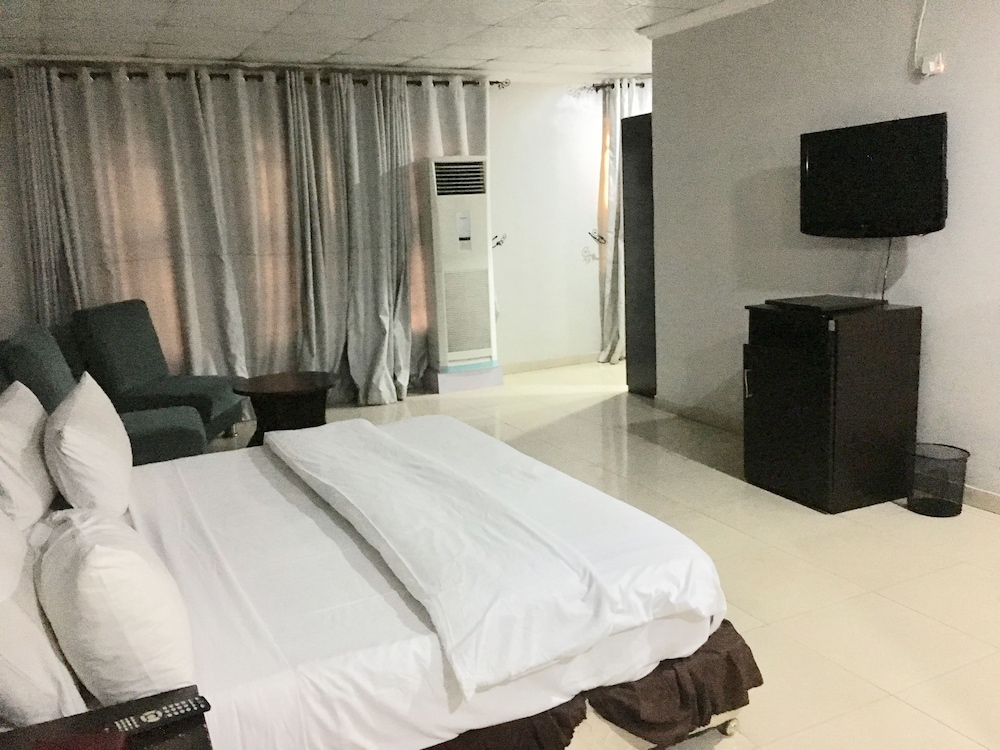 Executive Room - Photo 4