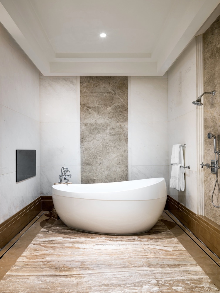 Presidential Suite, 2 Bedrooms, Pool Access