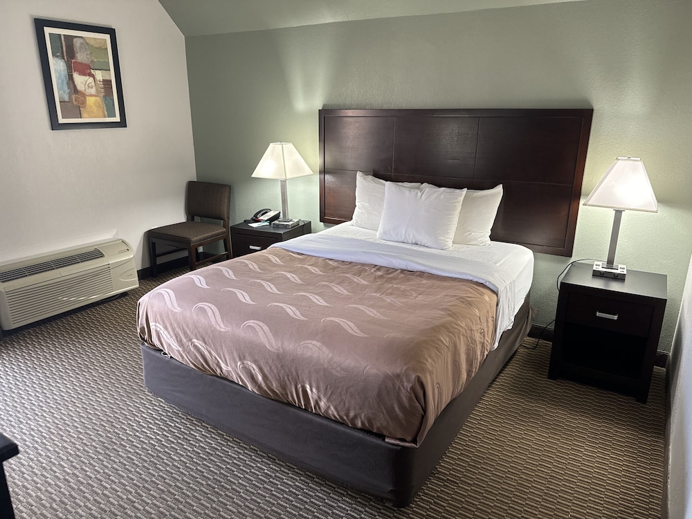 Suite, Multiple Beds, Non Smoking photo 1