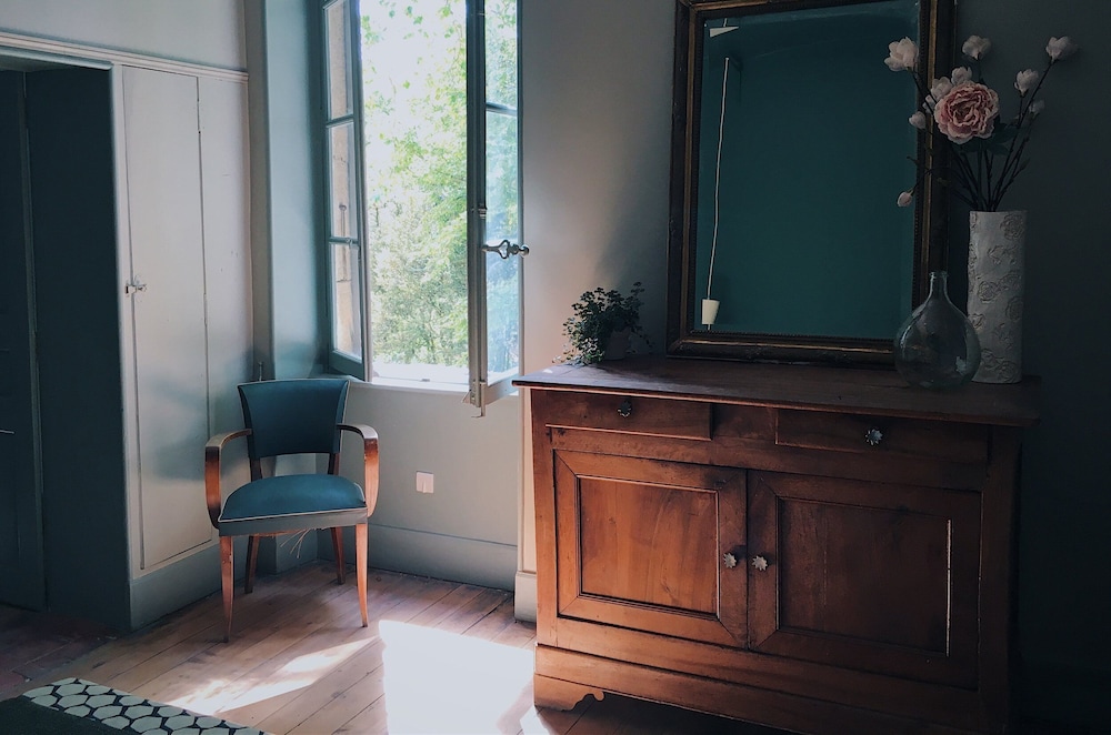 Family Apartment photo 2