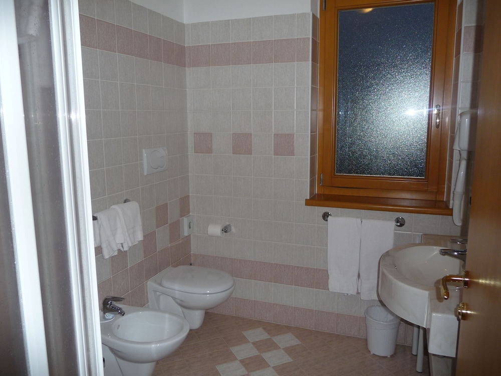 Comfort Double Room, Mountain View photo 3
