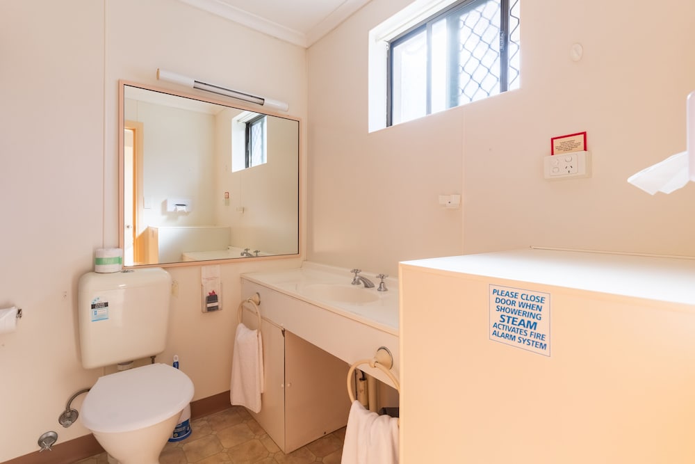 Standard Room, Multiple Beds, River View photo 3