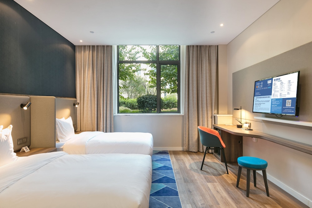 Standard Room, 2 Twin Beds, Garden View - Photo 7