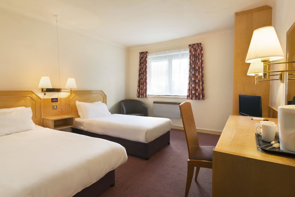 Room, 2 Twin Beds, Non Smoking (Mobility Accessible) - Photo 1