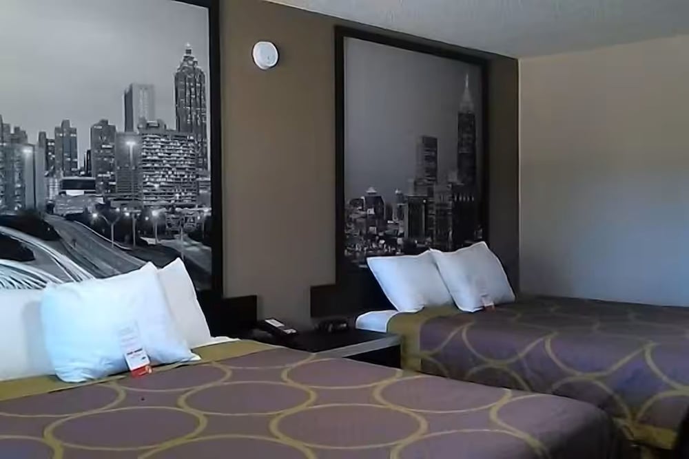 Standard Room, 2 Queen Beds - Photo 3