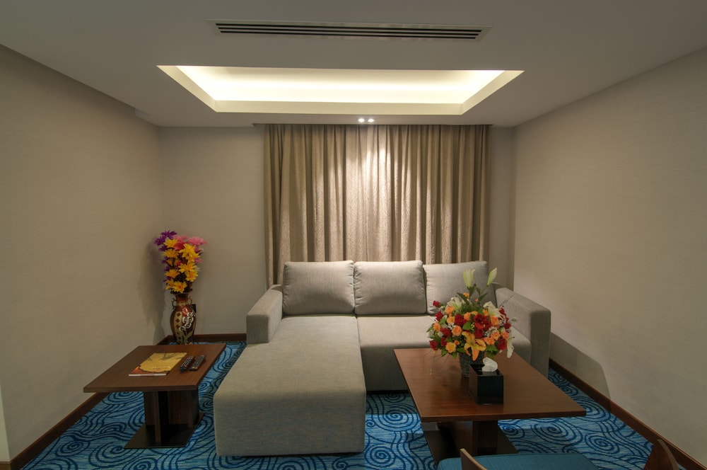 Executive Suite photo 2